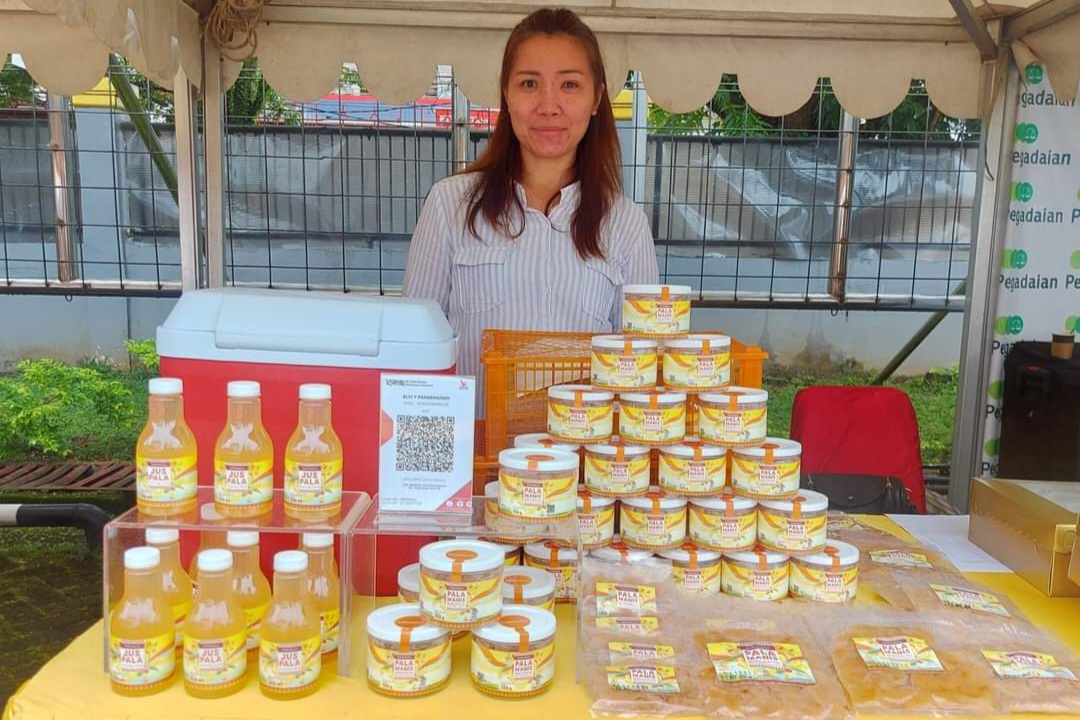 OLAHAN Buah Pala dalam bentuk sirup dan selai di Manado.