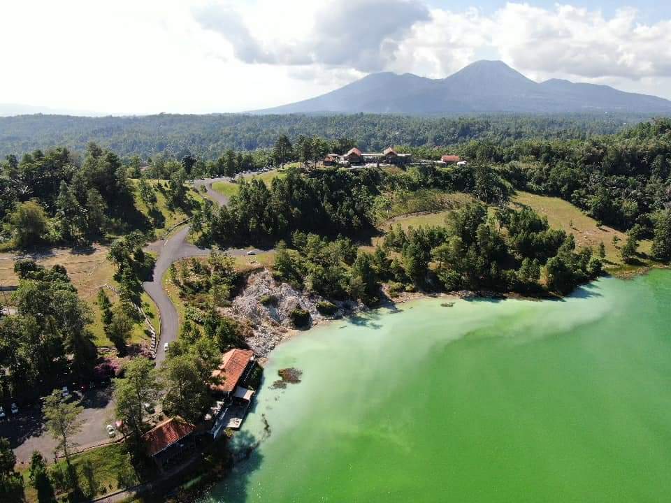 Danau Linow Resort
