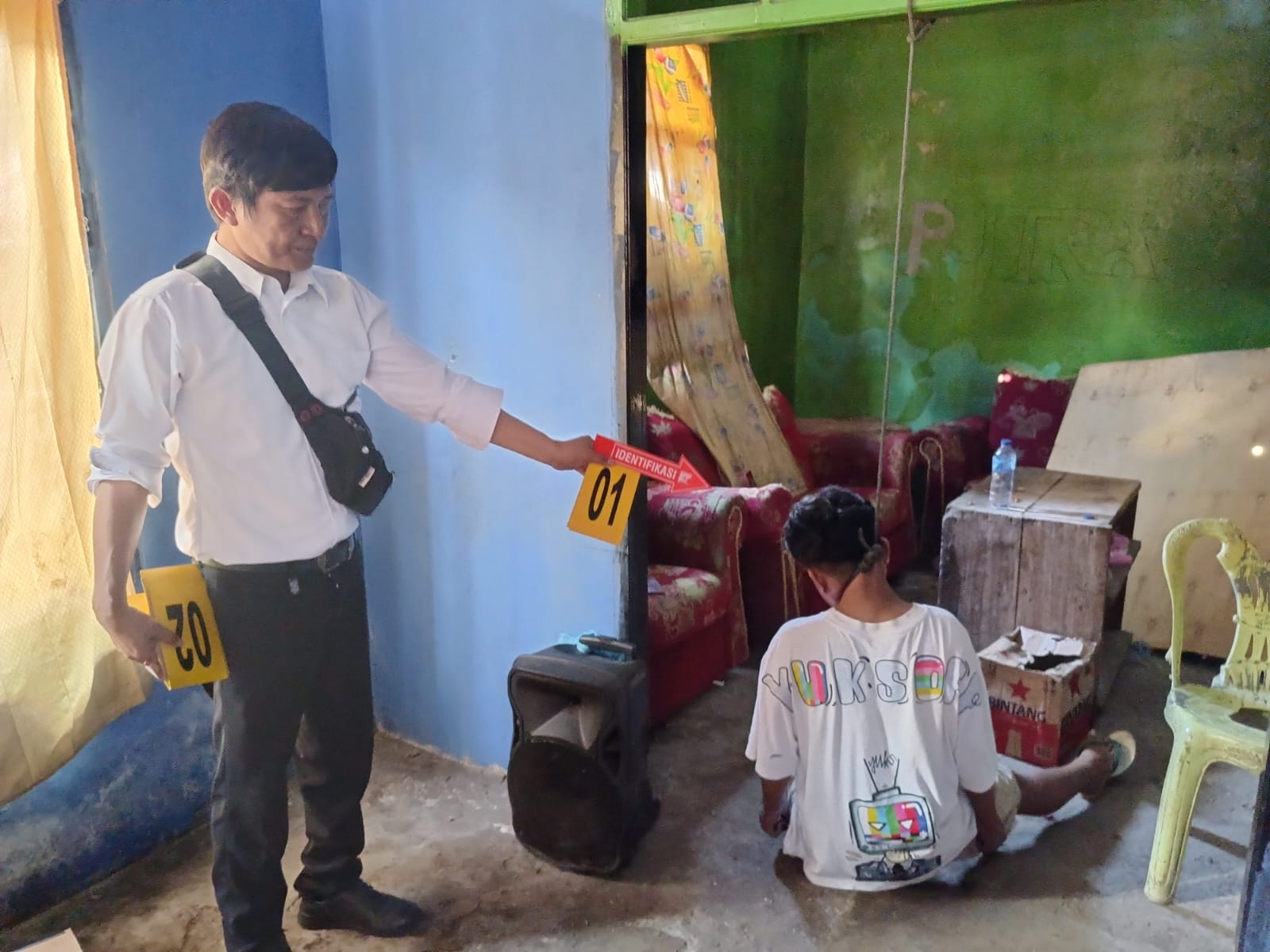 Polsek Beo saat melakukan olah TKP (Istimewa)