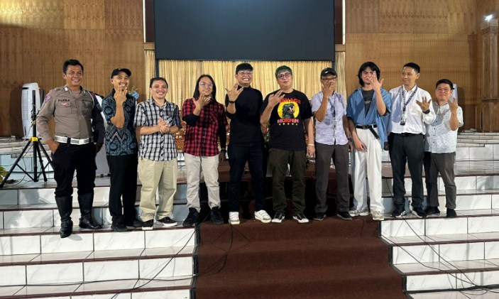 BigDade studio dan dosen Fakultas Ilmu Komputer Faculty Day FILKOM UNKLAB