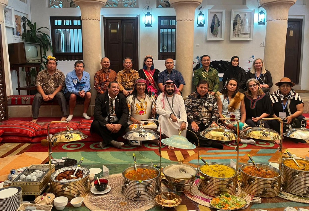 Perwakilan masyarakat adat di dunia diundang Pusat Pengetahuan Budaya Persatuan Emirat Arab dalam rangkaian kegiatan Local Community and Indigenous Platform dalam COP-28.