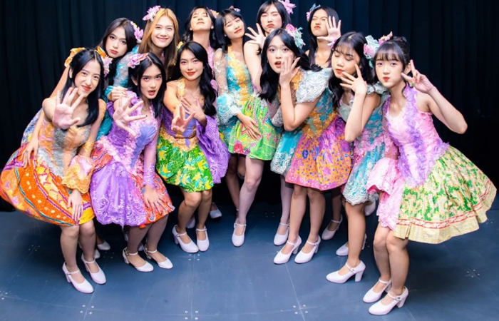 JKT48 (instagram.com/jkt48)