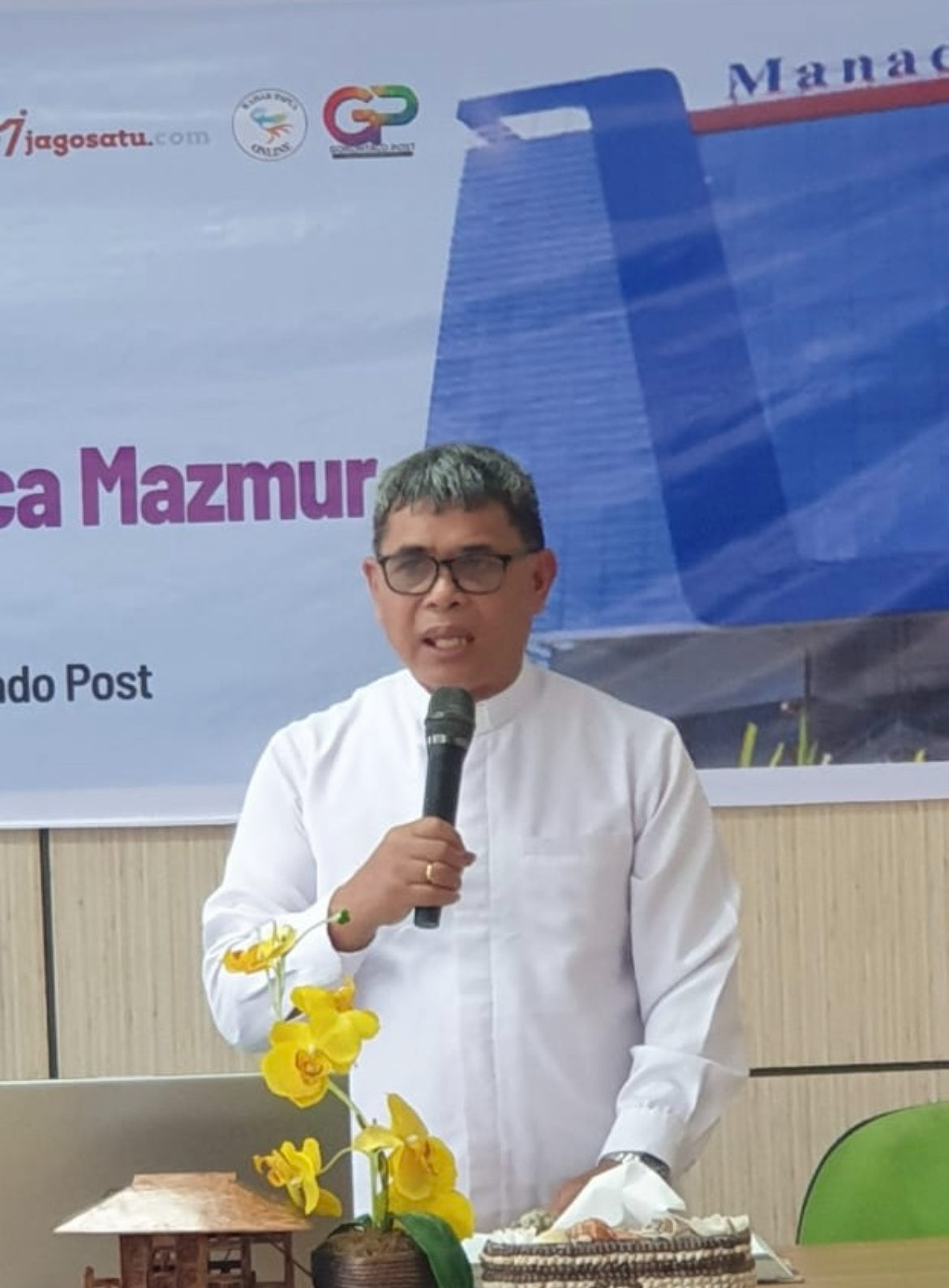 Pdt Djoli Sondakh