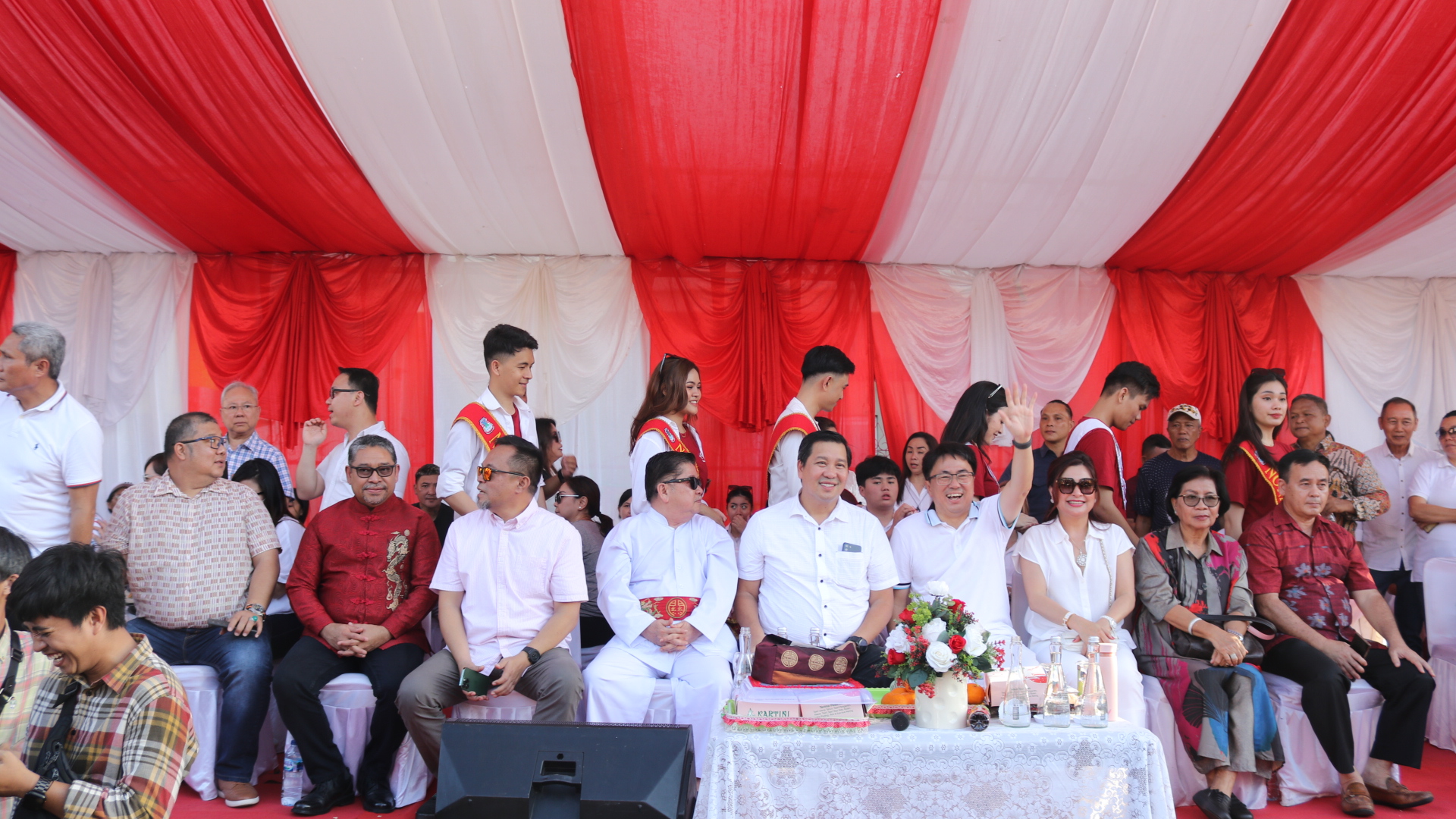 Pemimpin BNI Wilayah 11 Suluttenggomalut Lodewyck Z.S Pattihahuan, saat menghadiri perayaan Cap Go Meh, Sabtu (24/2)