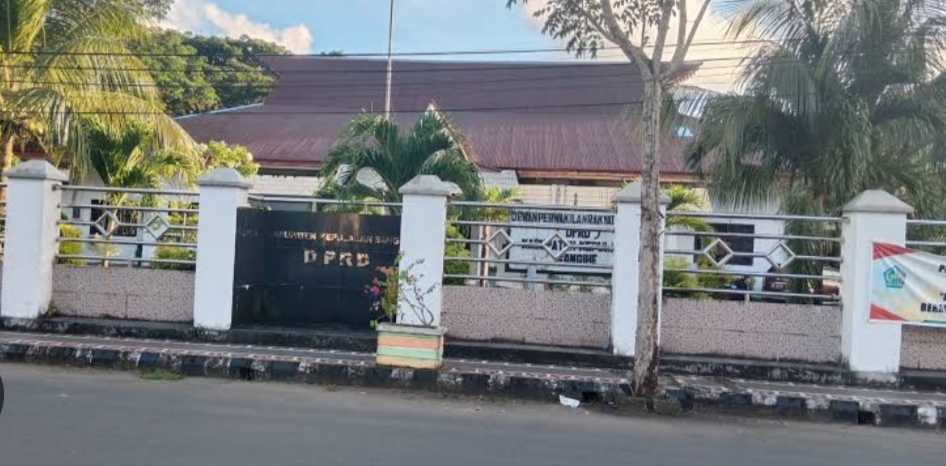 Gedung DPRD Sangihe