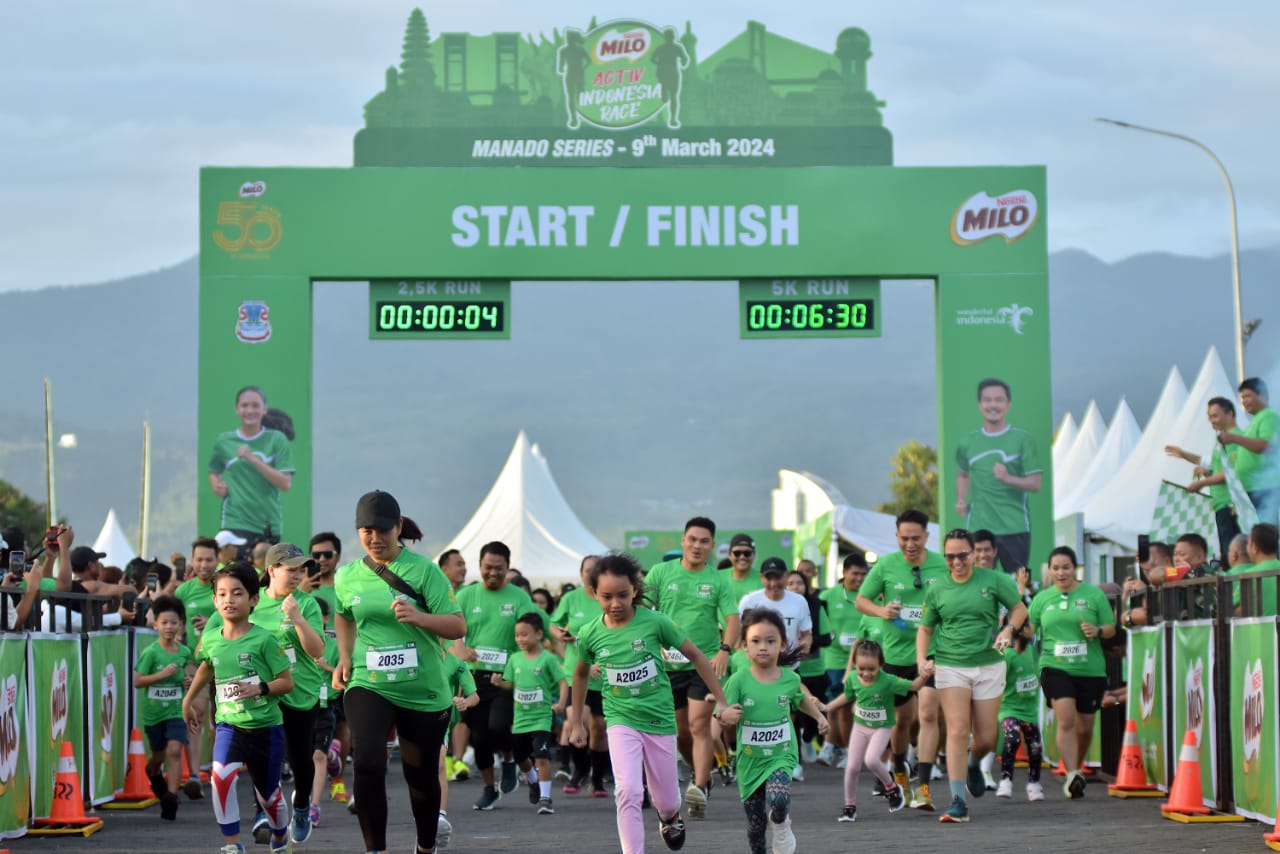 Para peserta Road to MILO ACTIV Indonesia Race 2024 Manado, Sabtu (10/3).