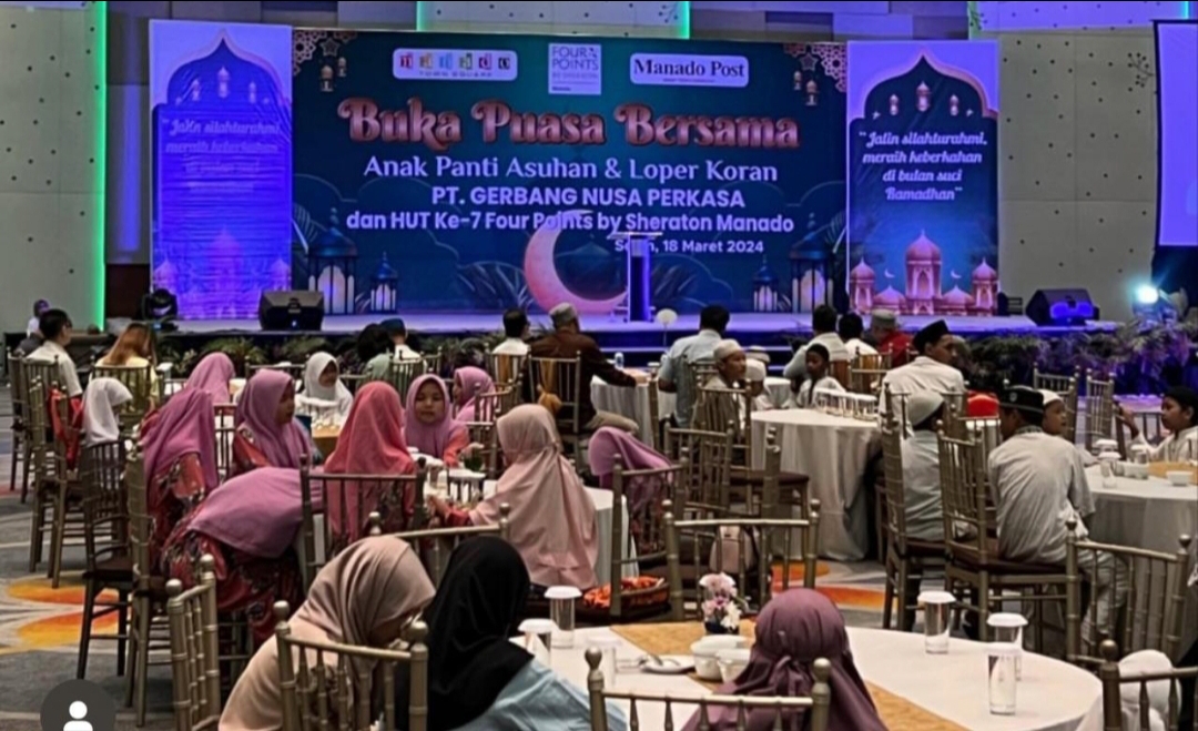 Anak anak yatim piatu yang memenuhi ball room hotel Four Points by Sheraton Manado zaa
