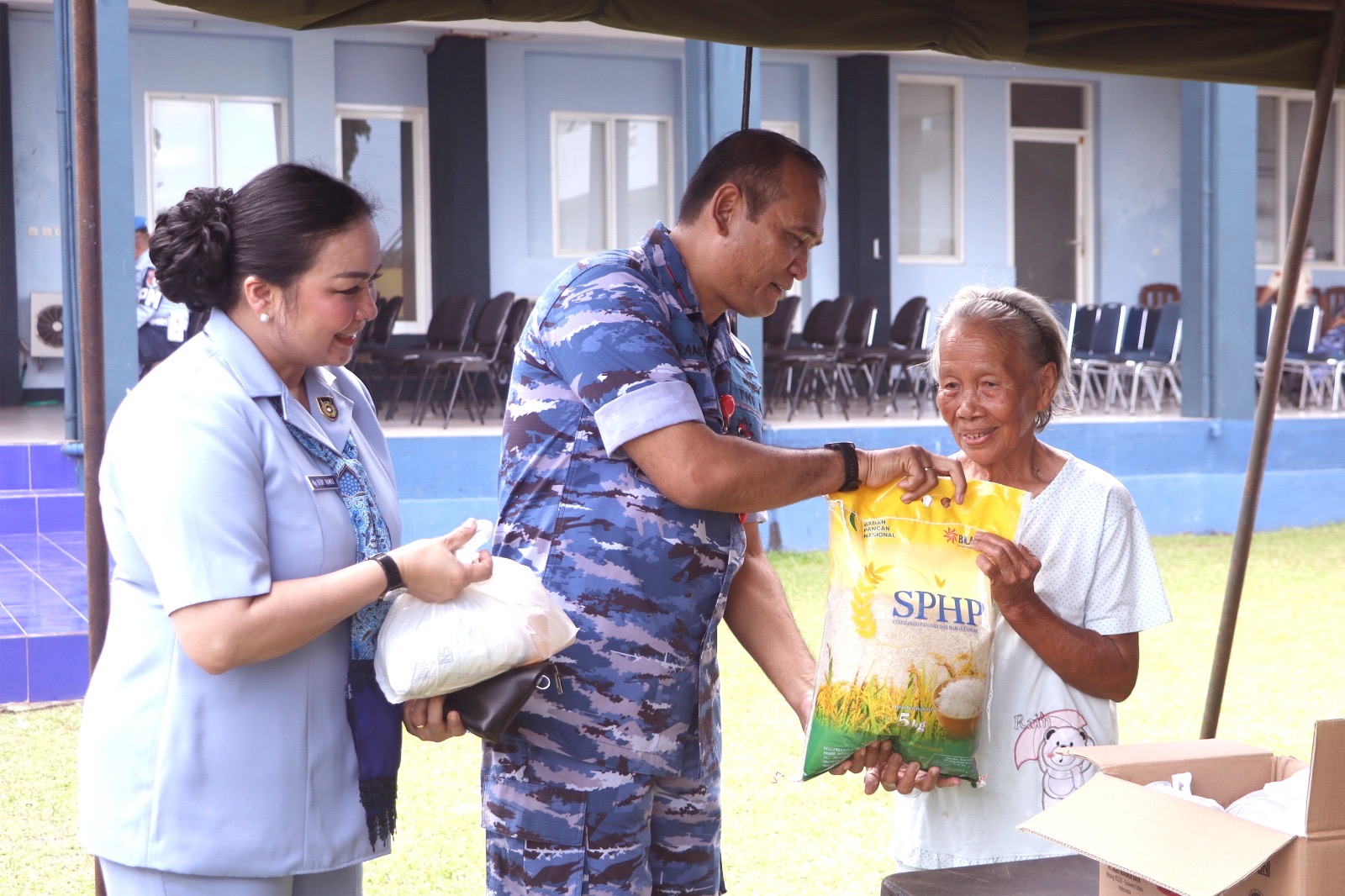 Menurut Danlanud Sam Ratulangi Marsma TNI Ramot C.P. Sinaga, S.E., M.Han., bazar sembako ini diselenggarakan sebagai wujud kepedulian TNI Angkatan Udara untuk membantu ketersediaan kebutuhan pokok