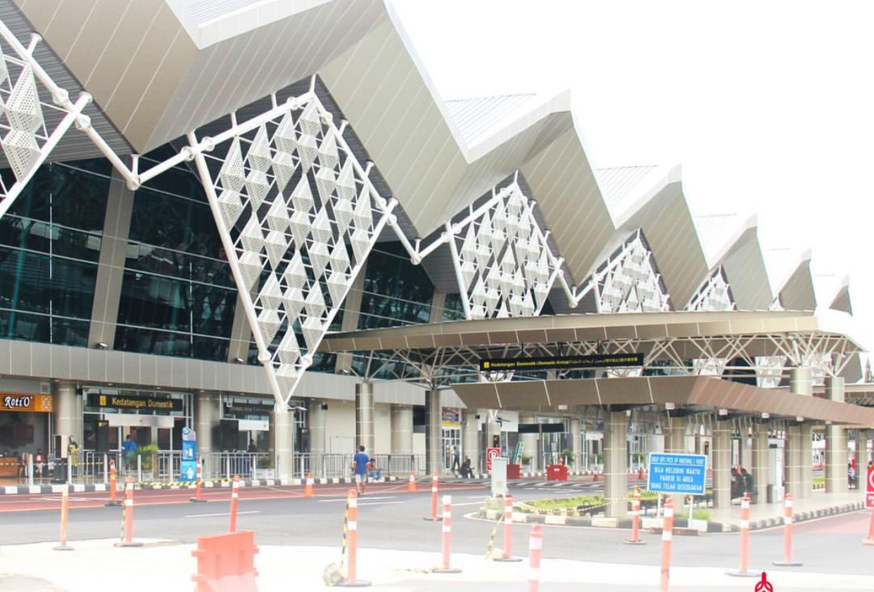 Bandara Sam Ratulangi Manado