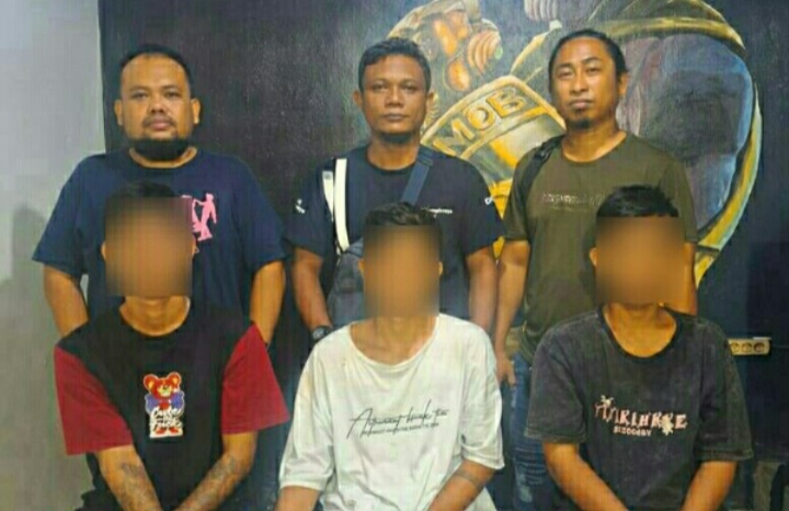 Tiga pencuri tabung LPG yang juga residivis diamankan Tim Resmob Polres Bitung.(Dok Istimewa)