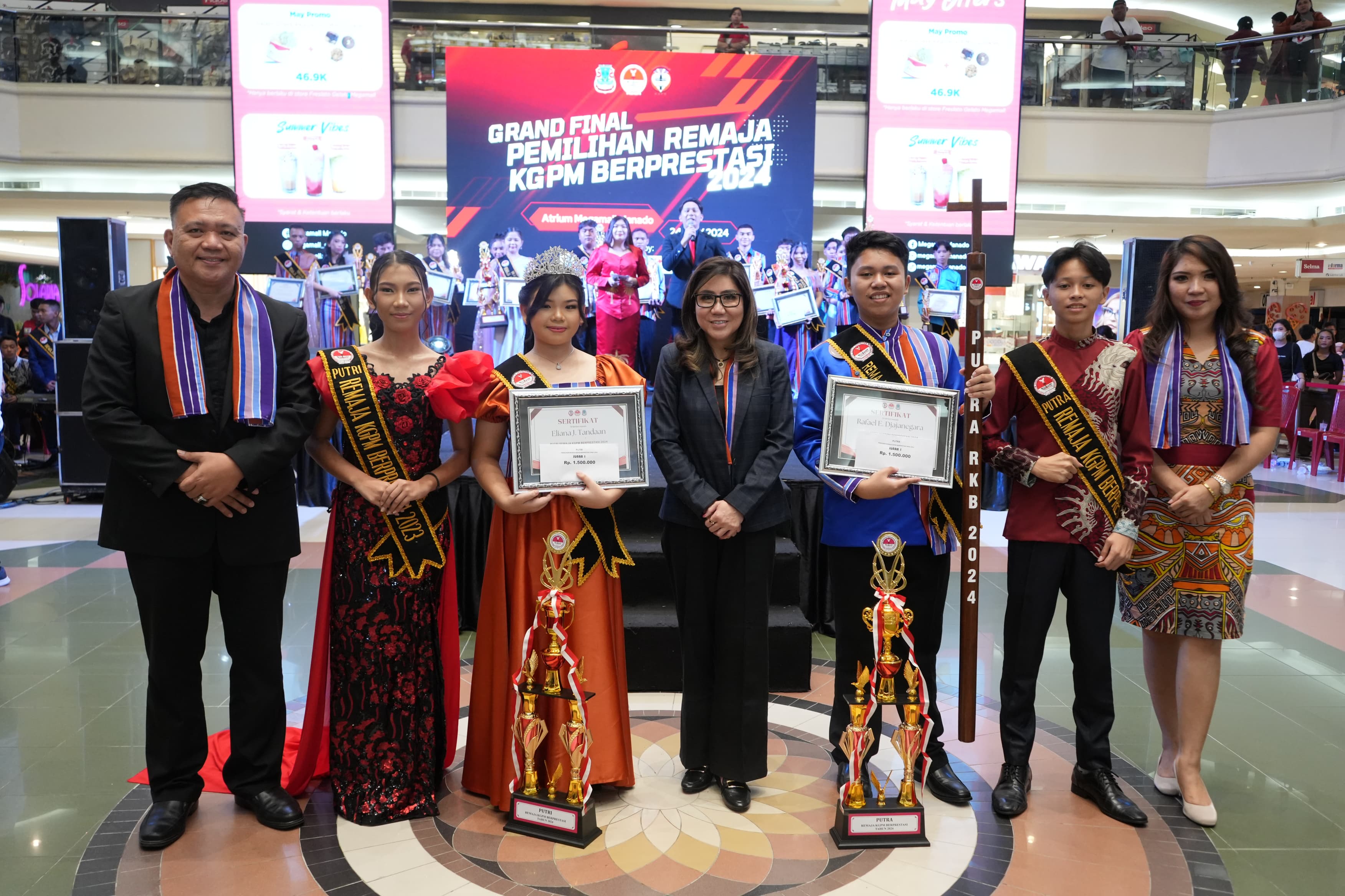 Juara RKB 2024 serta finalis lainnya bersama dr Merry-Mawardi, Gbl Francky Londa STh MA dan Melissa Suoth SH MH.