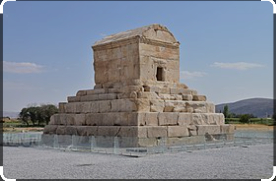 Makam Koresh Agung, pemimpin Persia   Foto: wikipedia