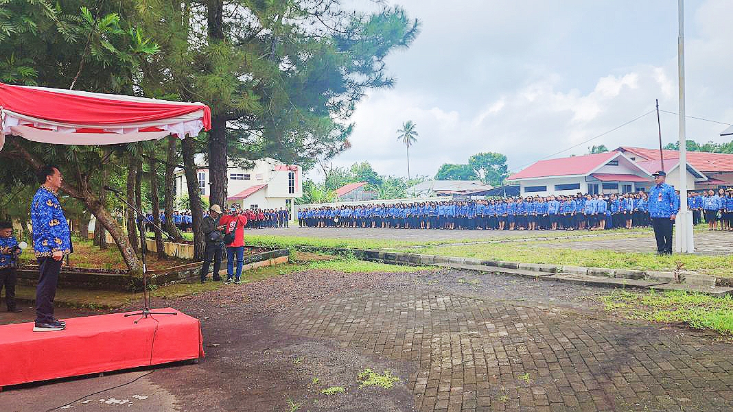 HIKMAT: Suasana pelaksanaan Upacara Dalam Rangka Harla Pancasila Tahun 2024 di Lapangan Upacara Kompleks Perkantoran Pemkot Tomohon, dipimpin langsung oleh Wali Kota Caroll Senduk SH. Dok istimewa