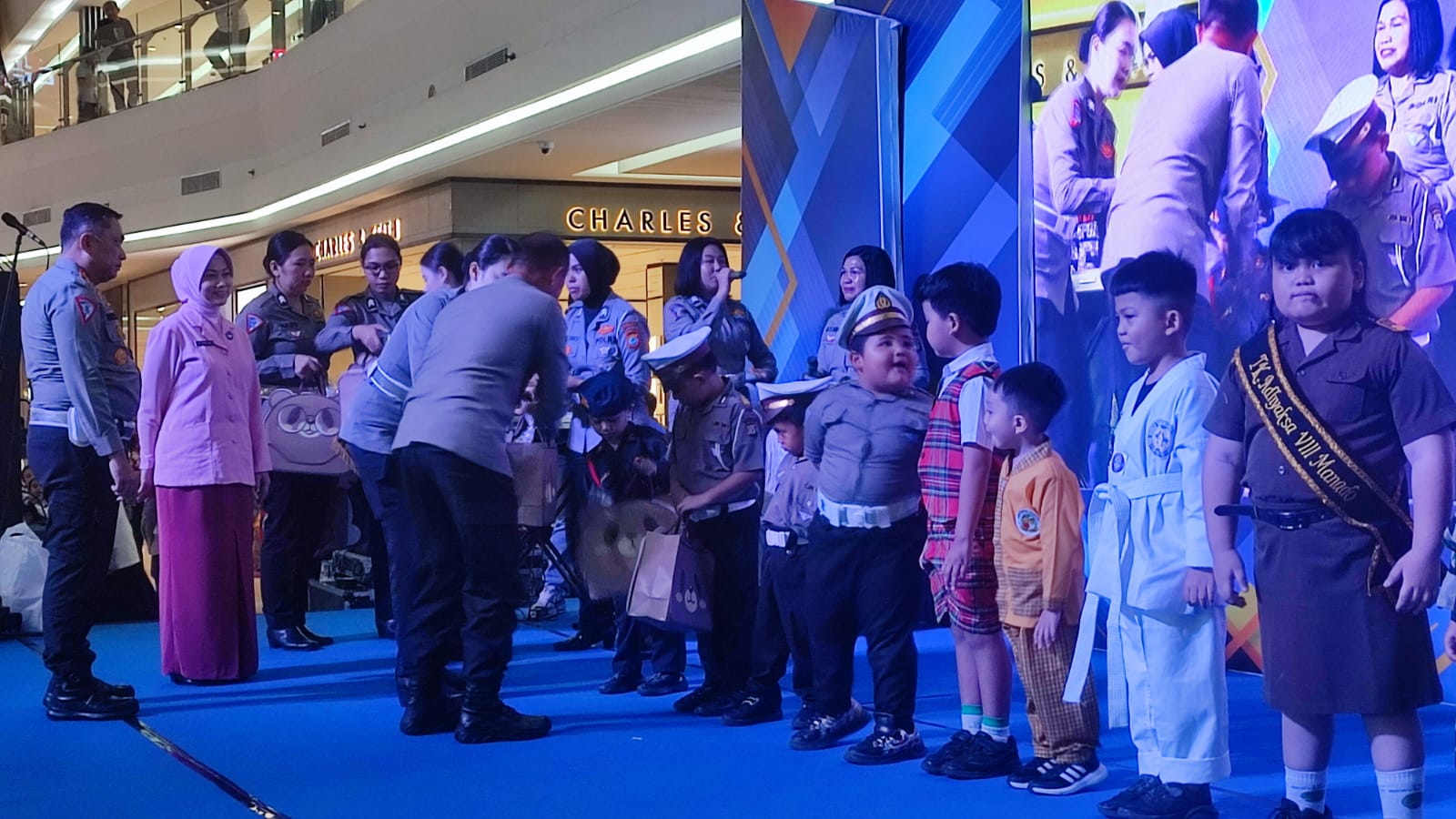 Kegiatan Program Polisi Sahabat Anak Ditlantas Polda Sulut di Mantos, Selasa (4/6/2023).