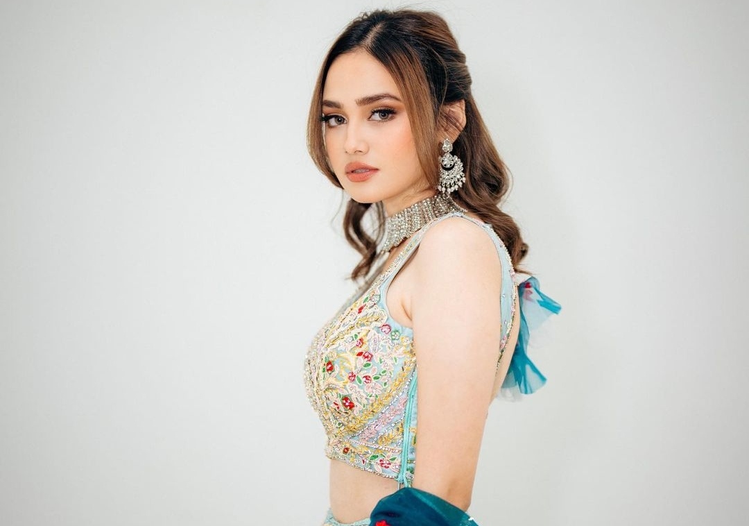Syifa Hadju