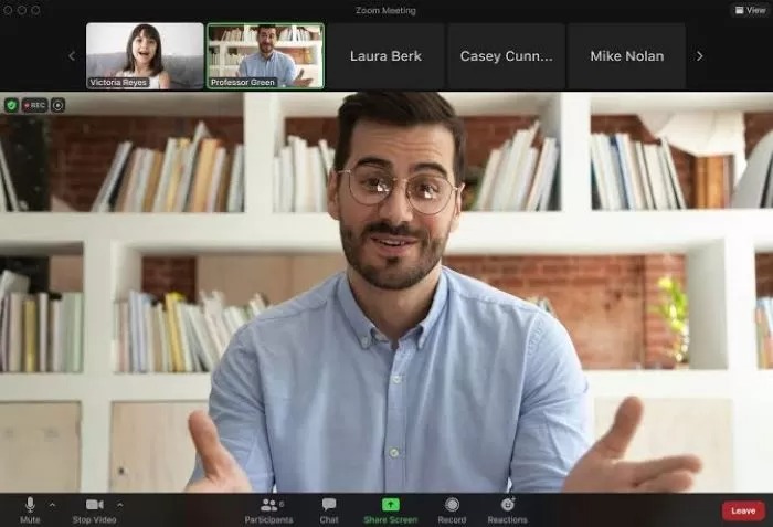 Ilustrasi Screen sharing di Zoom. (Livewire)