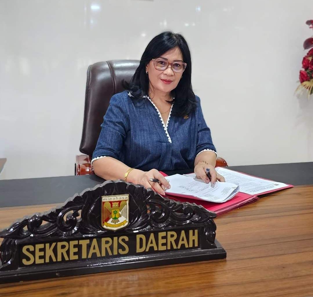 Lynda Watania