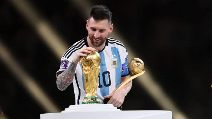 Mungkin tidak ada kata yang cukup untuk menggambarkan kehebatan Lionel Messi di atas lapangan