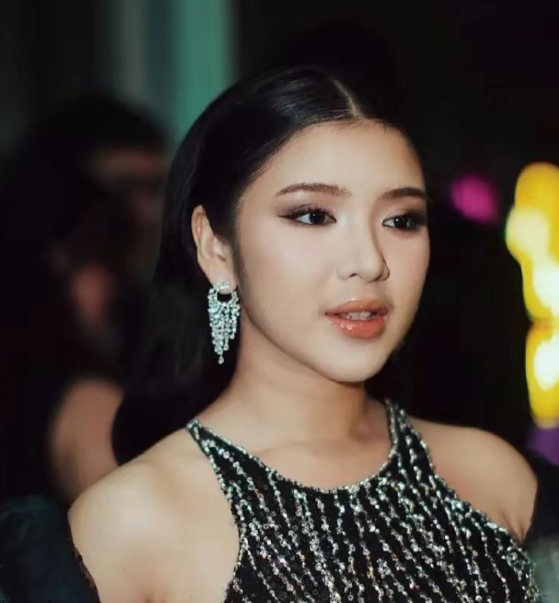 Tiara Andini