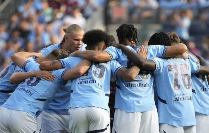 SENGIT: Para pemain Manchester City jelang kick-off melawan AC Milan di pramusim 2024/2025