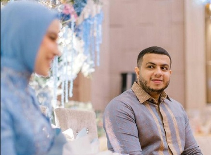 Yislam Jaidi dan tunangannya. (IG yislam Jaidi)