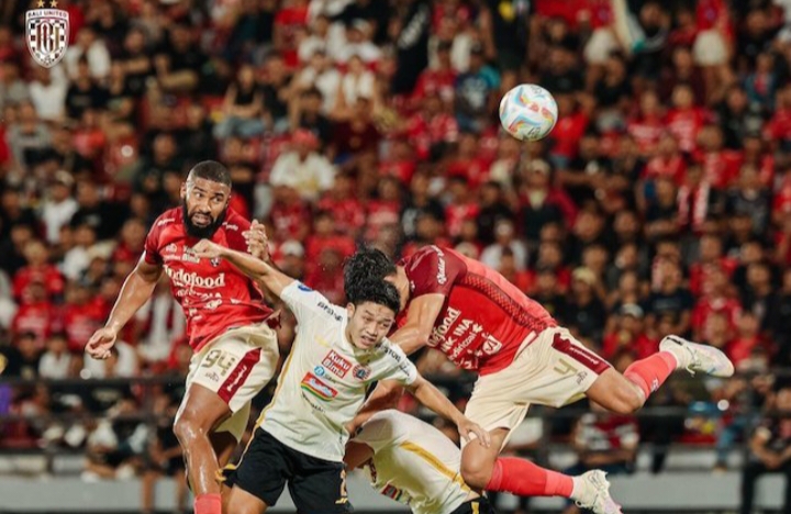 PANAS: Duel Bali United vs Persija Jakarta di pekan 30 BRI Liga 1 2023/24 di Stadion Kapten i Wayan Dipta, Gianyar