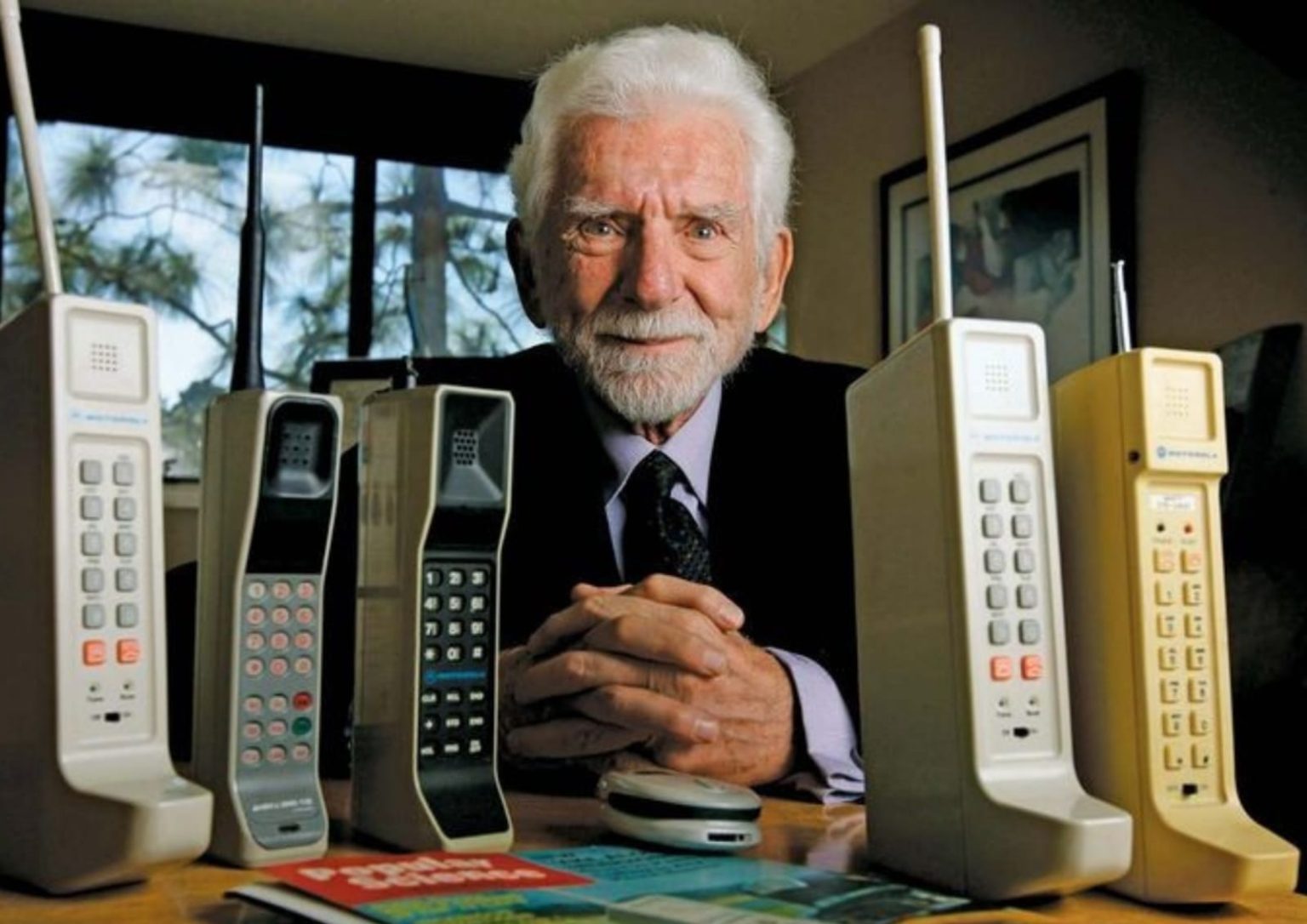 Martin Cooper: Sosok Penemu Ponsel