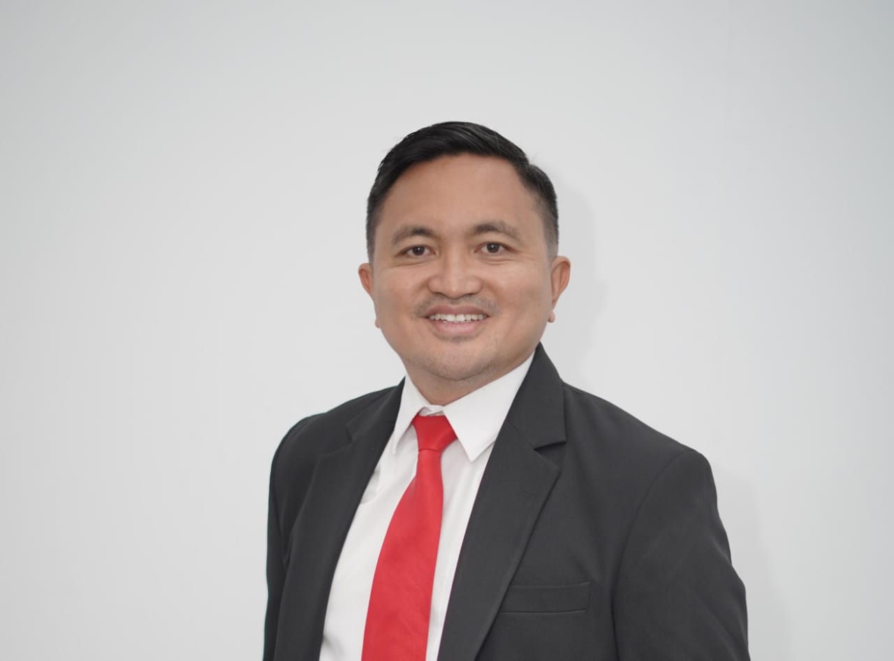 Dr dr Chally Tirayoh MKes