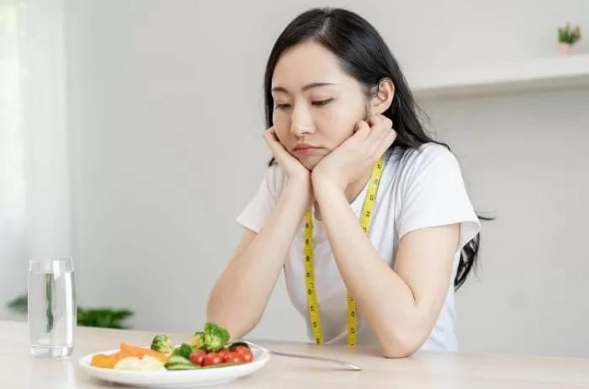 Ilustrasi Cara Mudah Mengatasi Nafsu Makan Menurun: Sehat dan Bertenaga Kembali!