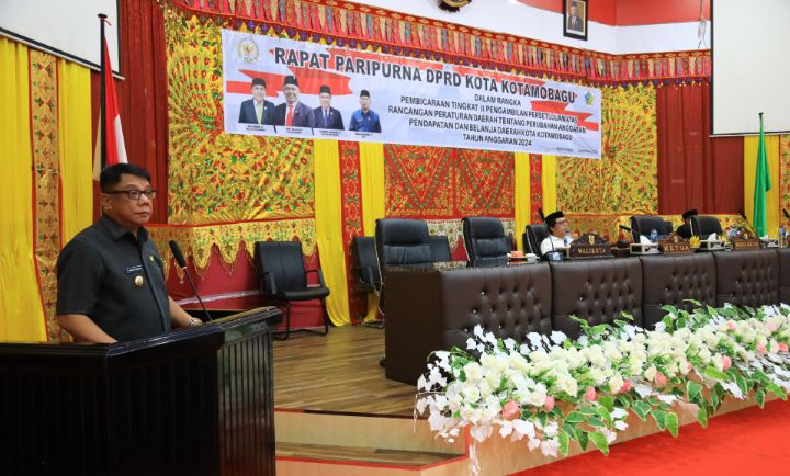 Rapat Paripurna DPRD Kota Kotamobagu soal Pembicaraan Tingkat II Pengambilan Persetujuan, atas Rancangan Peraturan Daerah tentang Perubahan APBD Kotamobagu