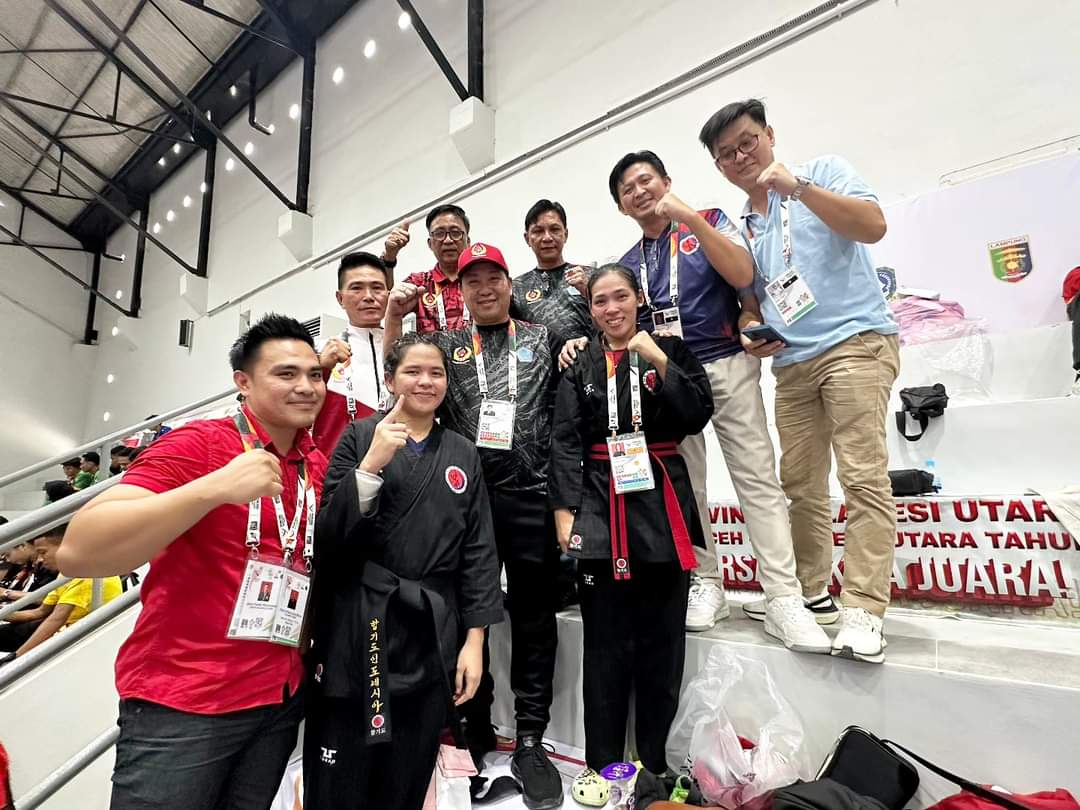 Wagub Steven Kandouw bersama Gloria Muntu usai meraih medali emas