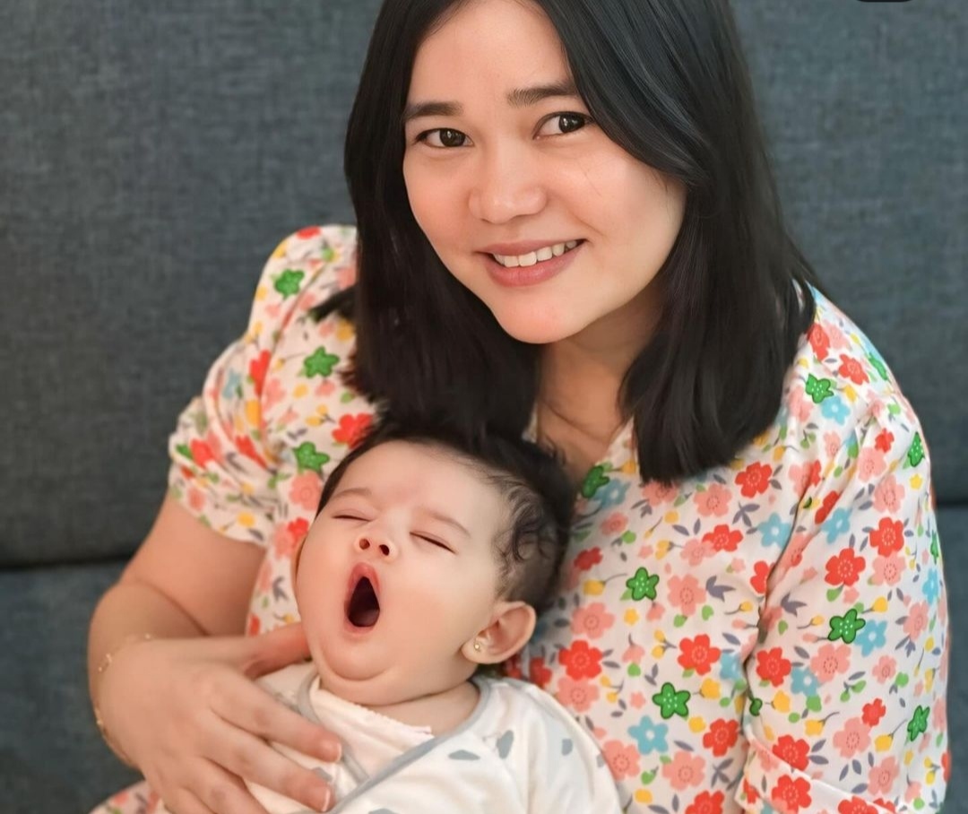 Olivia Allan dan putrinya Gabriella Alan Sumargo