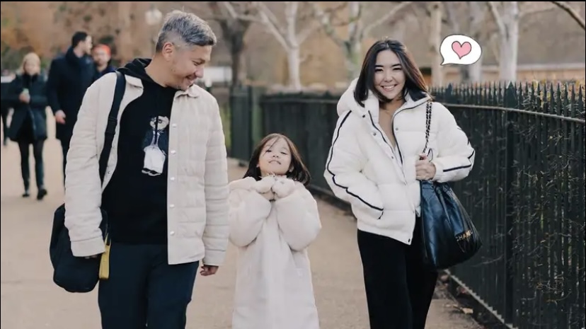 Moment Gading Marten liburan dengan Gisella Anastasia dan putrinya.