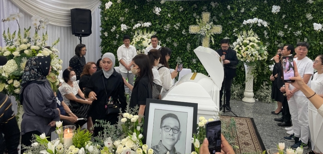 Suasana di Rumah Duka Sentosa, RSPAD Gatot Soebroto, Jakarta Pusat, Minggu (13/10).
