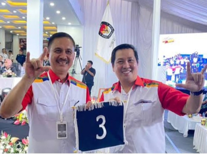 Steven Kandouw dan Alfred Denny Tuejeh