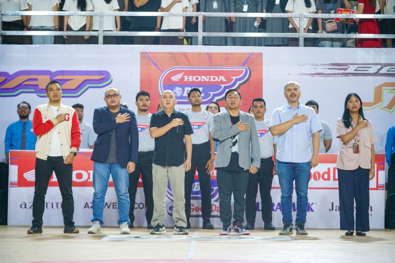Acara Pembukaan Honda DBL with Kopi Good Day 2024 di GOR Robert Wolter Monginsidi Koni Manado