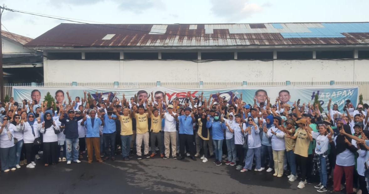 Relawan HH-RM 08 Kota Bitung saat deklarasi mendukung YSK-Victory di Pilgub Sulut.(Dok Istimewa)
