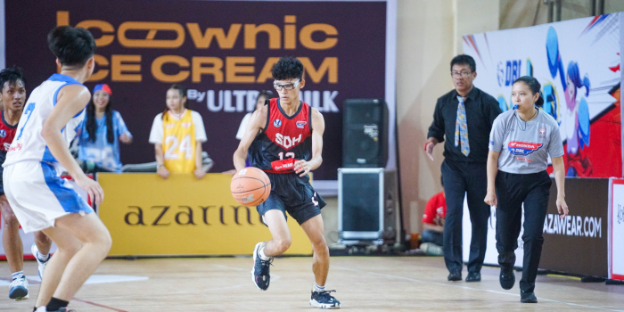Sosok Immanuel Kenneth Ezra Sualang (nomor punggung 13) dalam Honda DBL with Kopi Good Day 2024 North Sulawesi