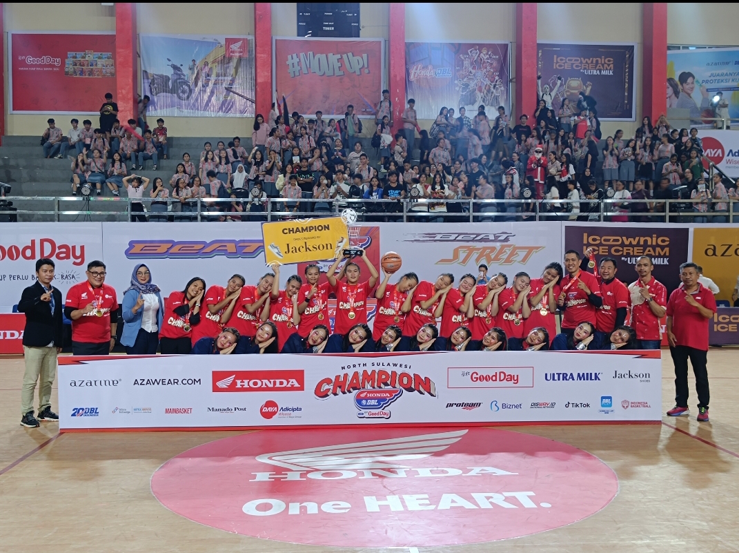 Selebrasi MIS usai memastikan jawara Honda DBL with Kopi Good Day 2024 North Sulawesi