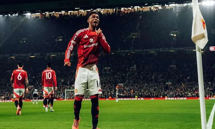 Amad memastikan kemenangan penuh setelah mencetak gol kedua untuk Manchester United. (Sumber Foto : dok Man Utd)