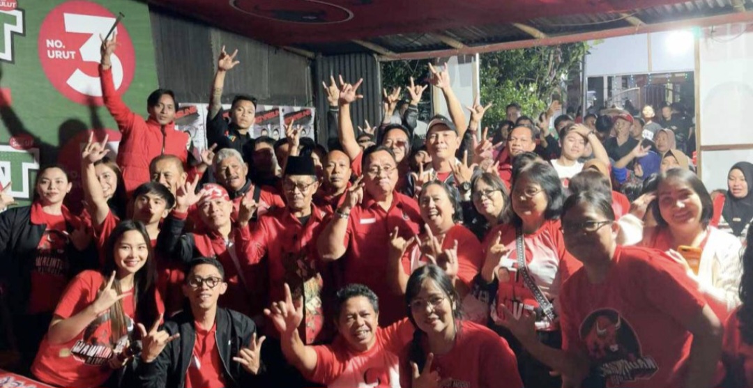 RD saat blusukan di Kandang Banteng Wawalintouan, Kamis (21/11/2024).