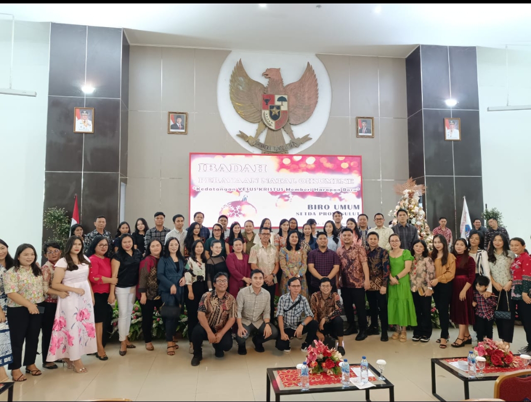 Sukacita menyambut Natal keluarga besar Biro Umum Pemprov Sulawesi Utara