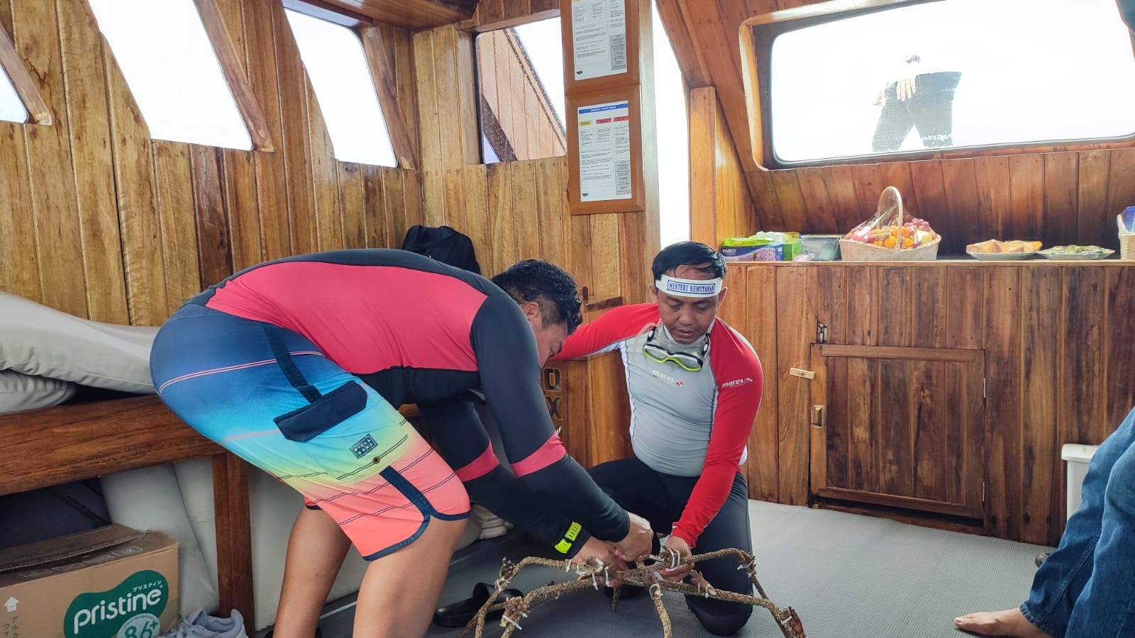 Menhut Raja Juli Antoni di sela-sela peresmian sistem e-Ticketing di Taman Nasional Bunaken