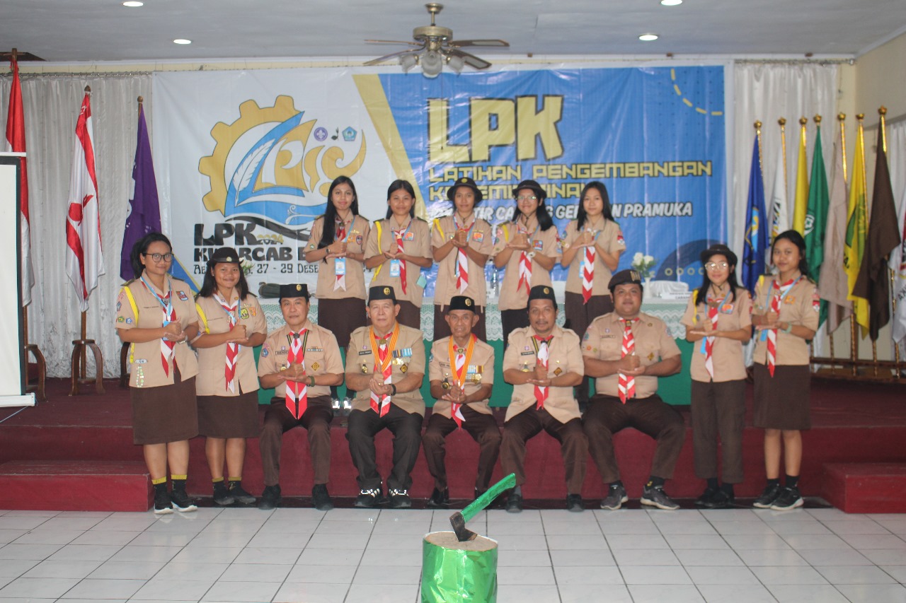 Pembukaan LPK Pramuka Penegak di Kota Bitung yang dipimpin Sekretaris Kwarcab Kak Julius Ondang.(Dok Istimewa)