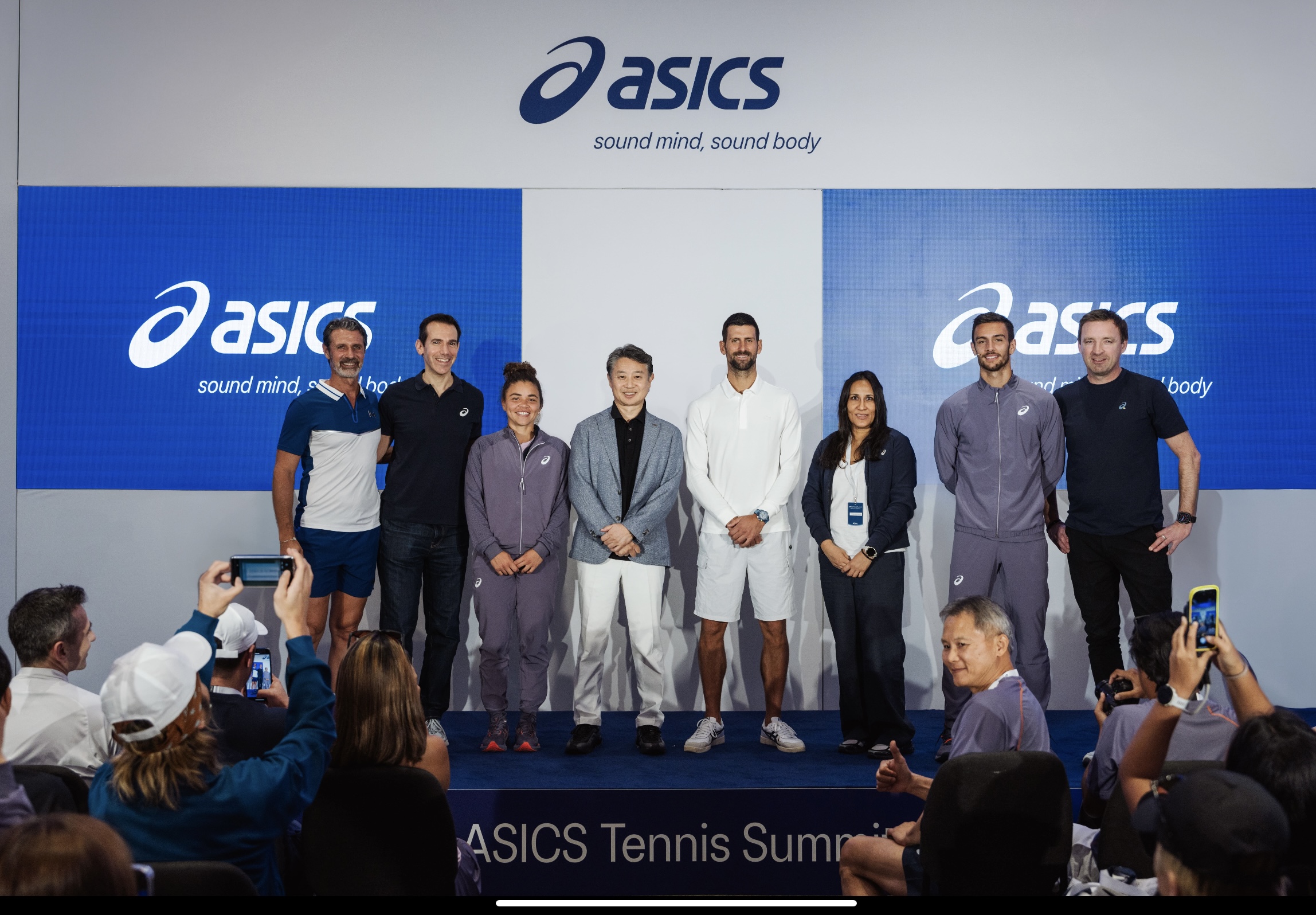 ASICS Tennis Summit di Melbourne, Australia dihadiri oleh Novak Djokovic dan Lorenzo Musetti pada ajang peluncuran ASICS GEL-RESOLUTIONTM X.