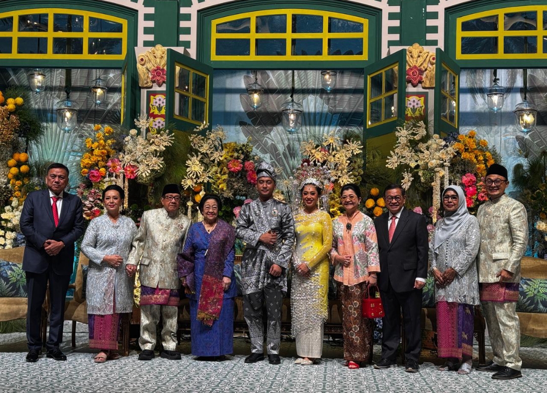 Olly Dondokambey dan Megawati Soekarnoputri Hadiri Pernikahan Putri Akbar Tanjung