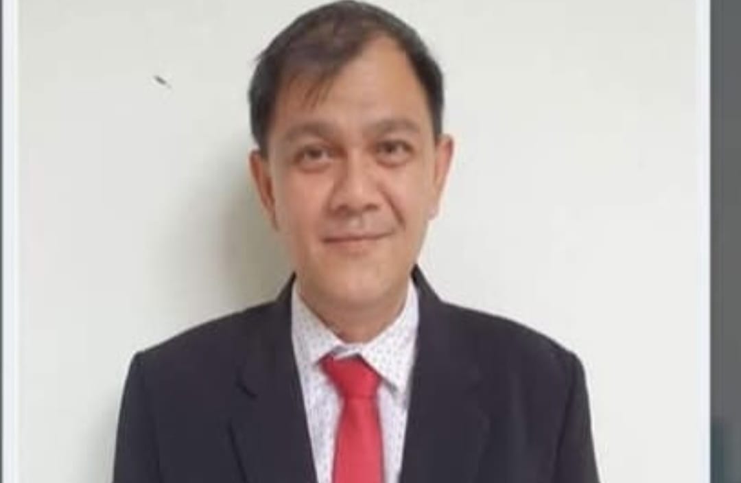 Dekan Fakultas Ilmu Sosial dan Hukum (FISH) Unima Recky Harold Elby Sendouw SP MM PhD