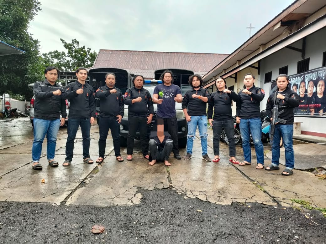 RS remaja 15 tahun, seorang residivis kasus sajam ditangkap lagi karena kedapatan membawa panah wayer saat tawuran di kompleks SMP 12 Bitung.(Dok Istimewa)