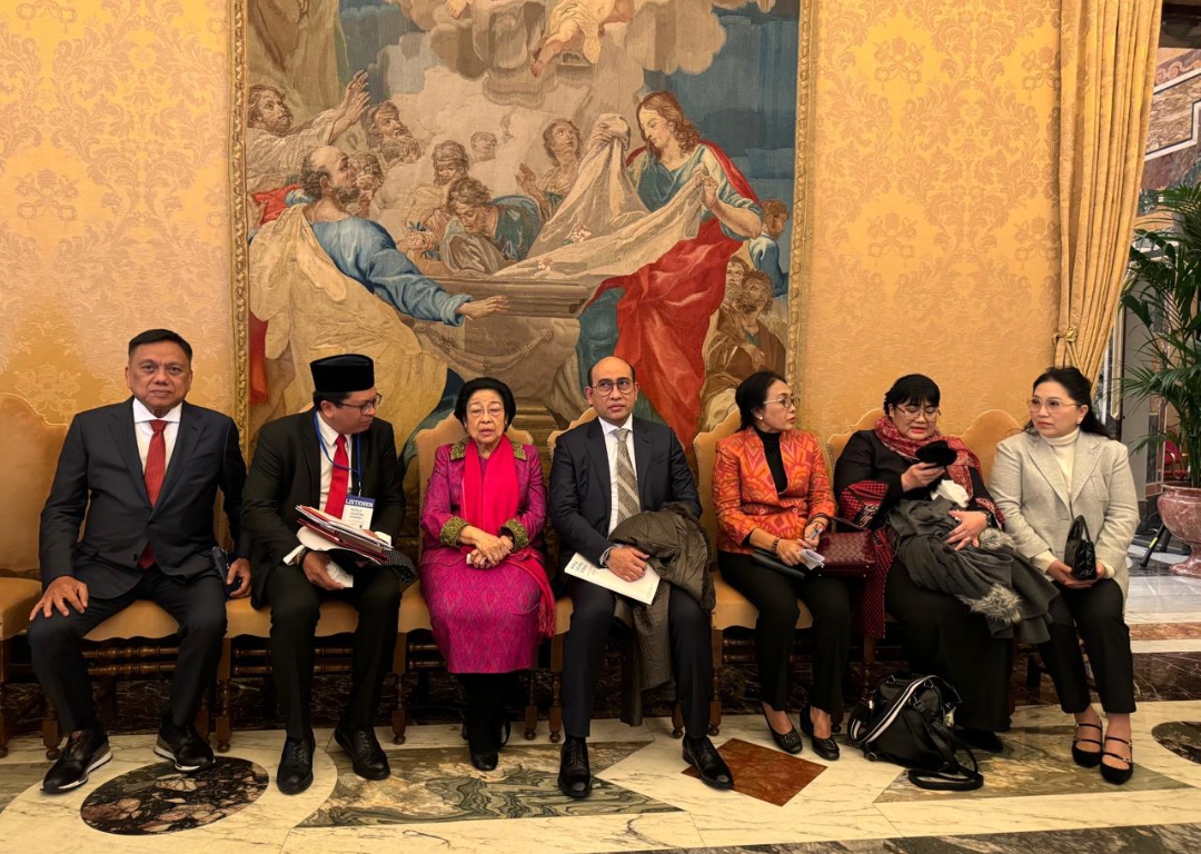 Delegasi Indonesia yang dipimpin Megawati