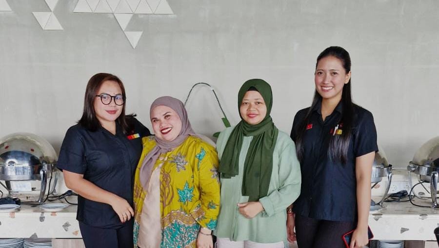Tim Manado Post saat melakukan Visit ke Amaris Hotel Manado.